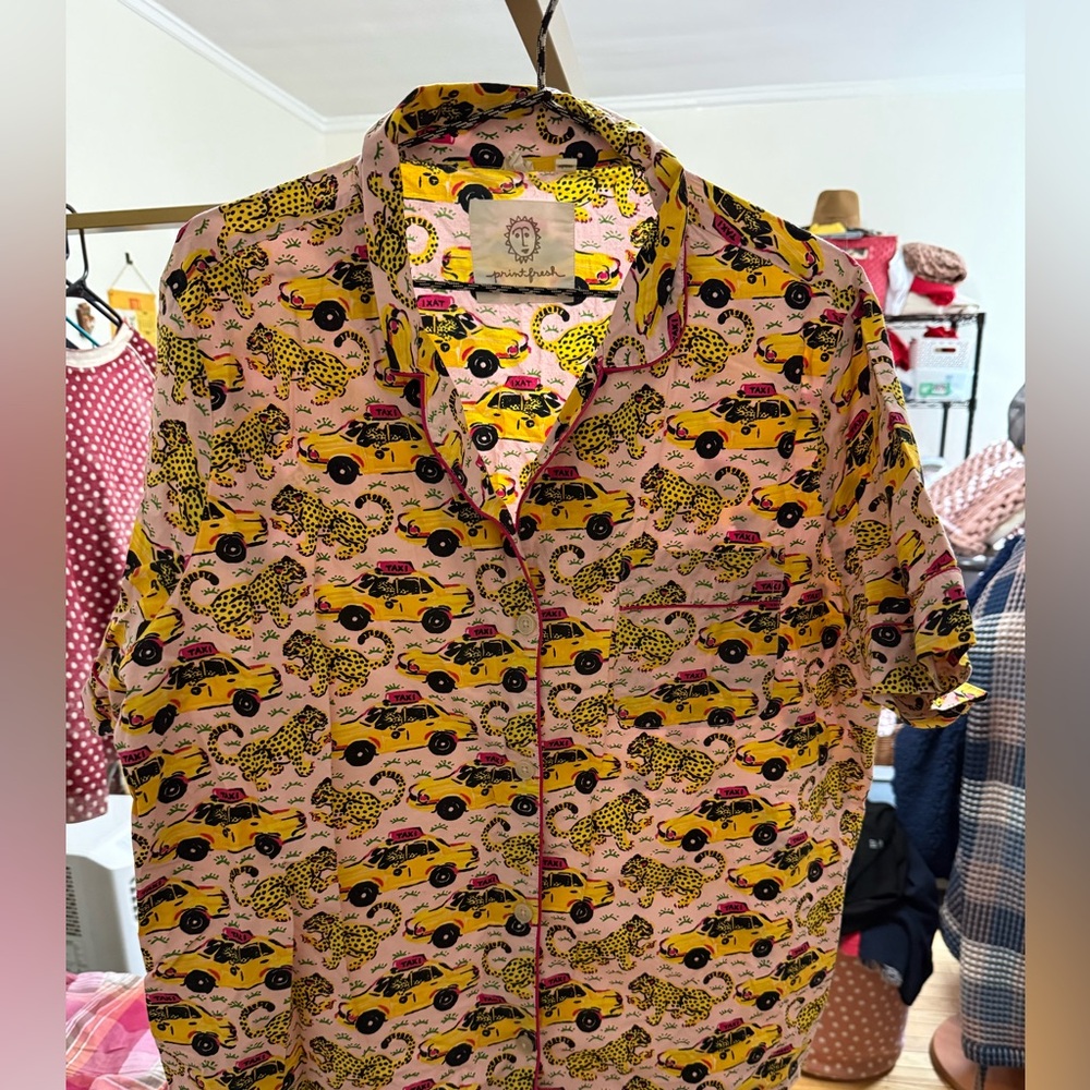 XL Printfresh Yellow and Pink Leopard Taxi Set